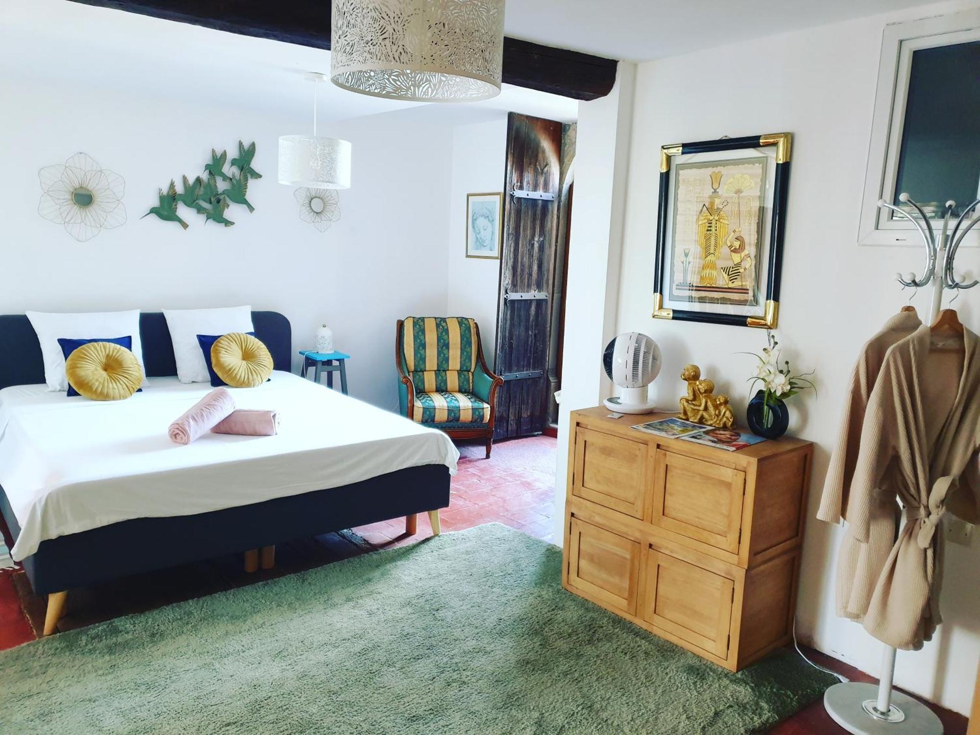 Les 2 Droles D'Oiseaux Bed and Breakfast Luc-sur-Orbieu Εξωτερικό φωτογραφία
