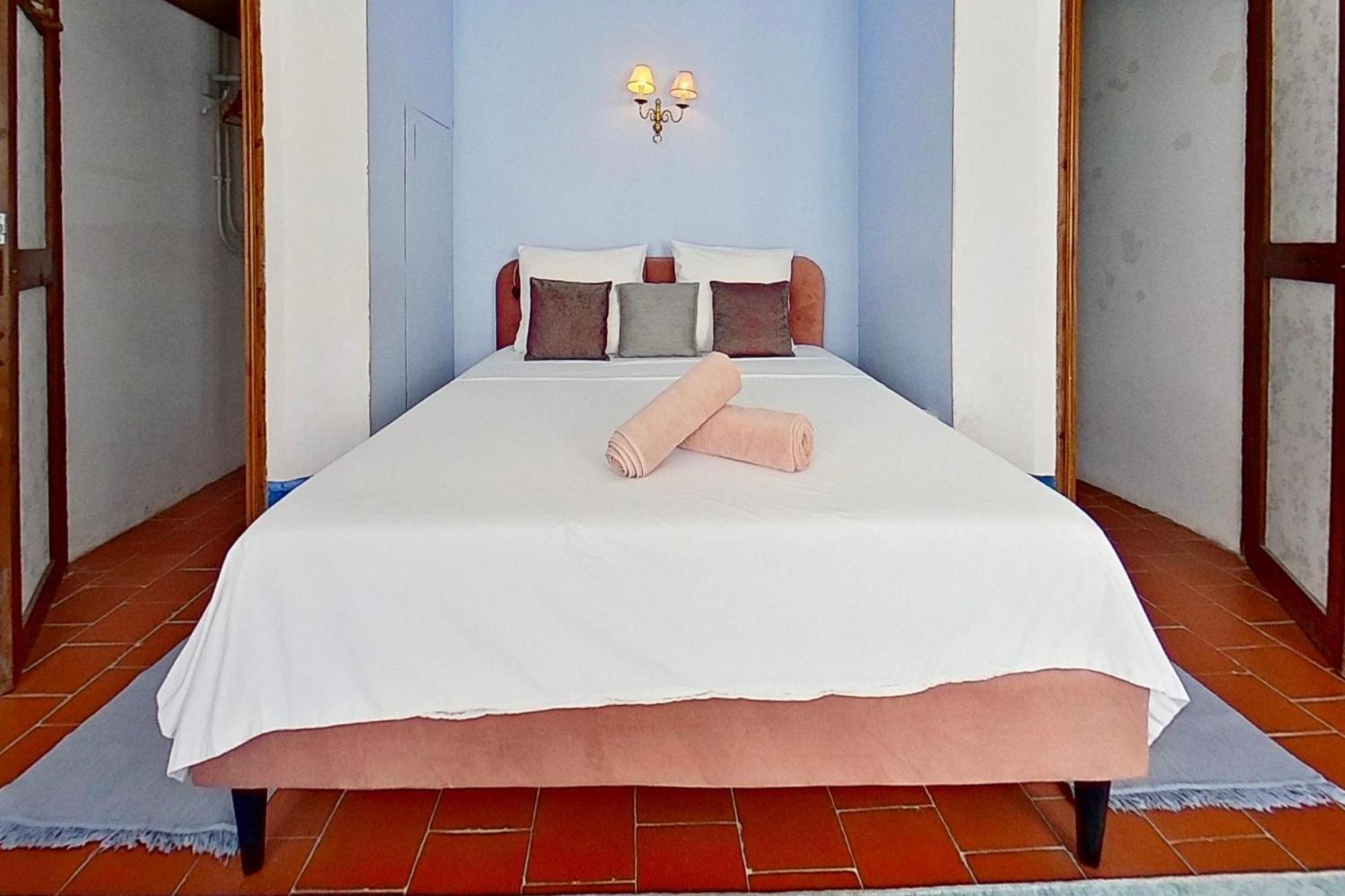 Les 2 Droles D'Oiseaux Bed and Breakfast Luc-sur-Orbieu Εξωτερικό φωτογραφία