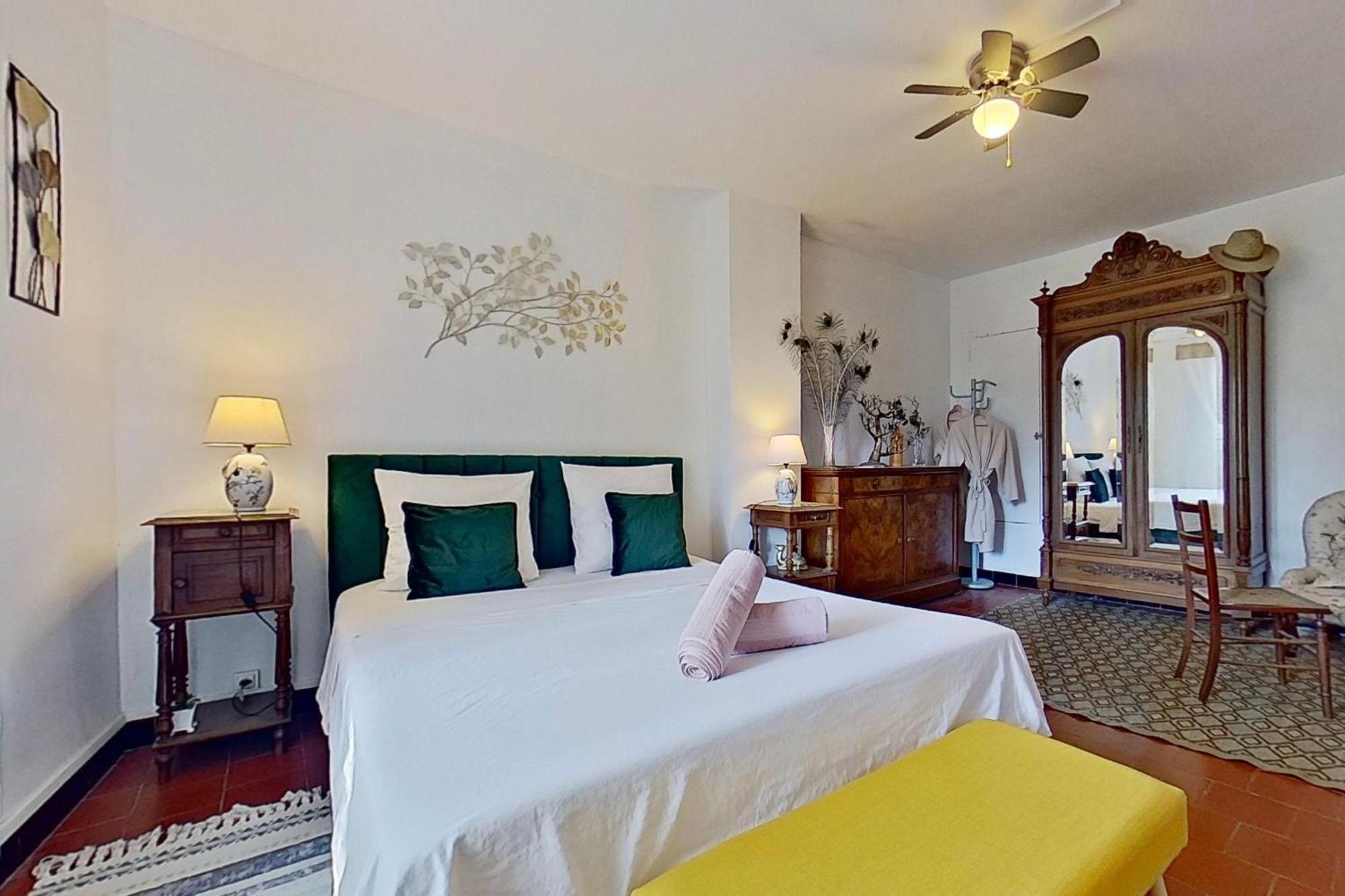 Les 2 Droles D'Oiseaux Bed and Breakfast Luc-sur-Orbieu Εξωτερικό φωτογραφία